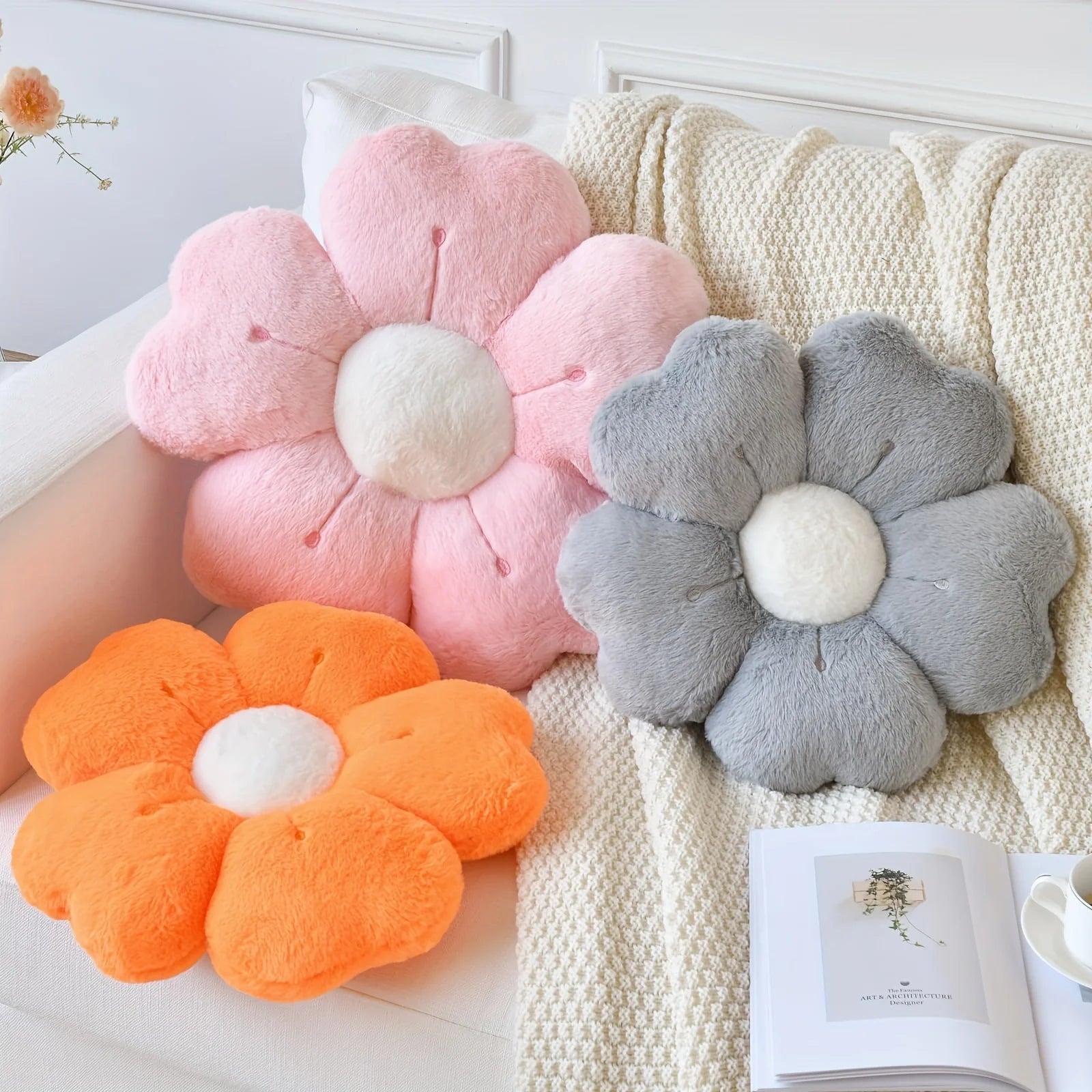 Soft Plush Daisy Flower Throw Pillow - Cozy Decorative Cushion for Bed & Sofa, White/Pink, Adorable Floral Desig